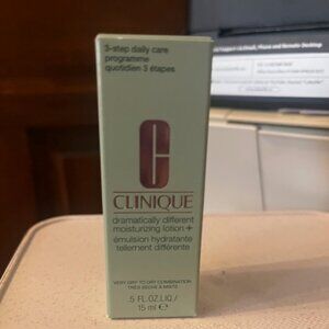 Clinique Dramatically Different Moisturizer .5 oz NEW